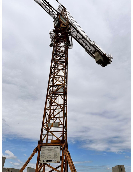 Liebherr 140EC-H10, 1993yom, 60jib, 23,5m huh - Tårnkran: billede 4 Liebherr 140EC-H10, 1993yom, 60jib, 23,5m huh - Tårnkran: billede 4