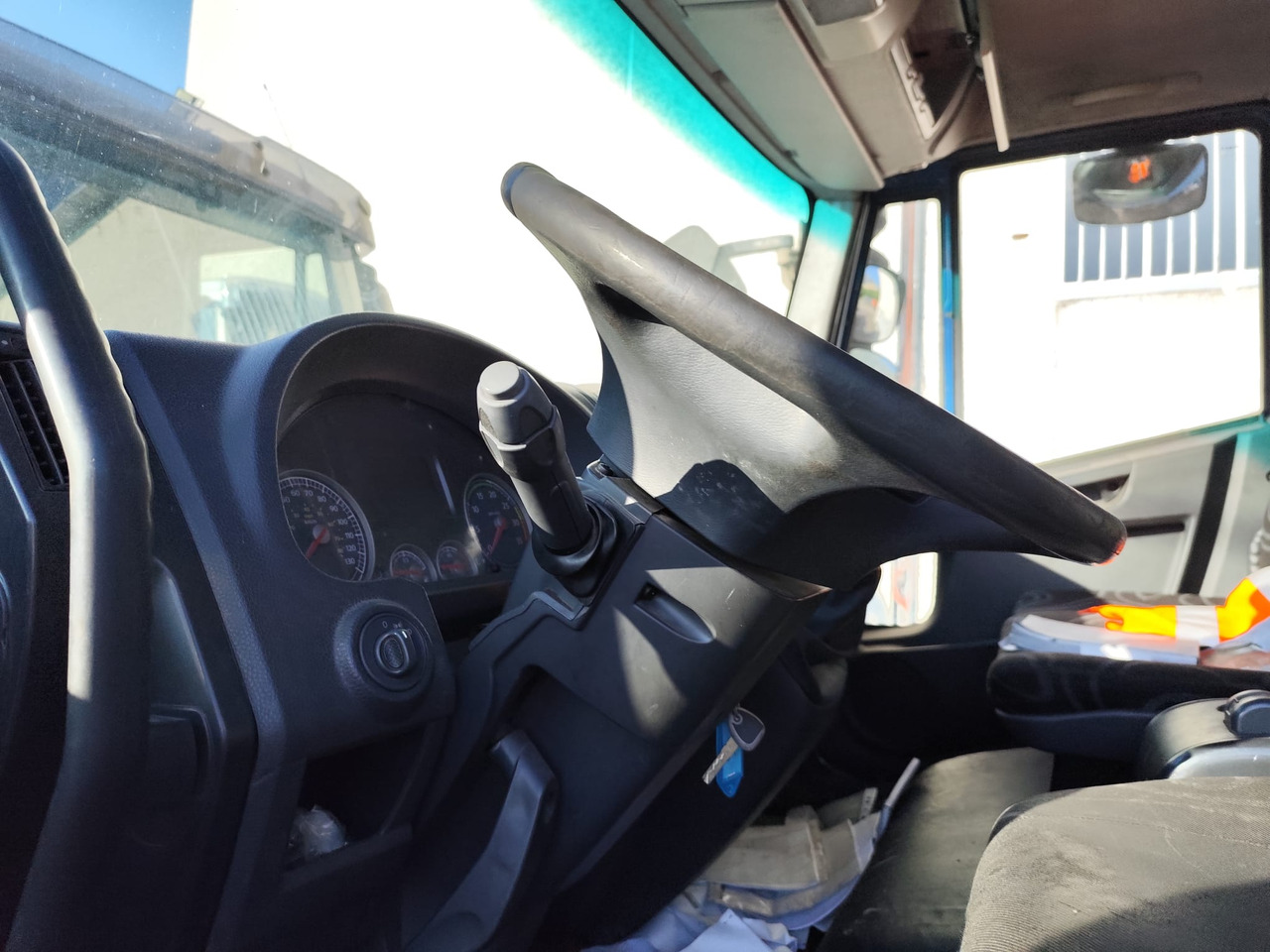 IVECO EUROCARGO 150E25 - Lastbil chassis: billede 3 IVECO EUROCARGO 150E25 - Lastbil chassis: billede 3