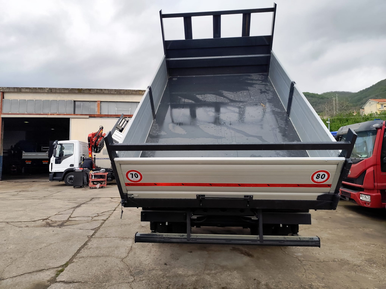 IVECO EUROCARGO 190EL25 - Lastbil med kran: billede 4 IVECO EUROCARGO 190EL25 - Lastbil med kran: billede 4