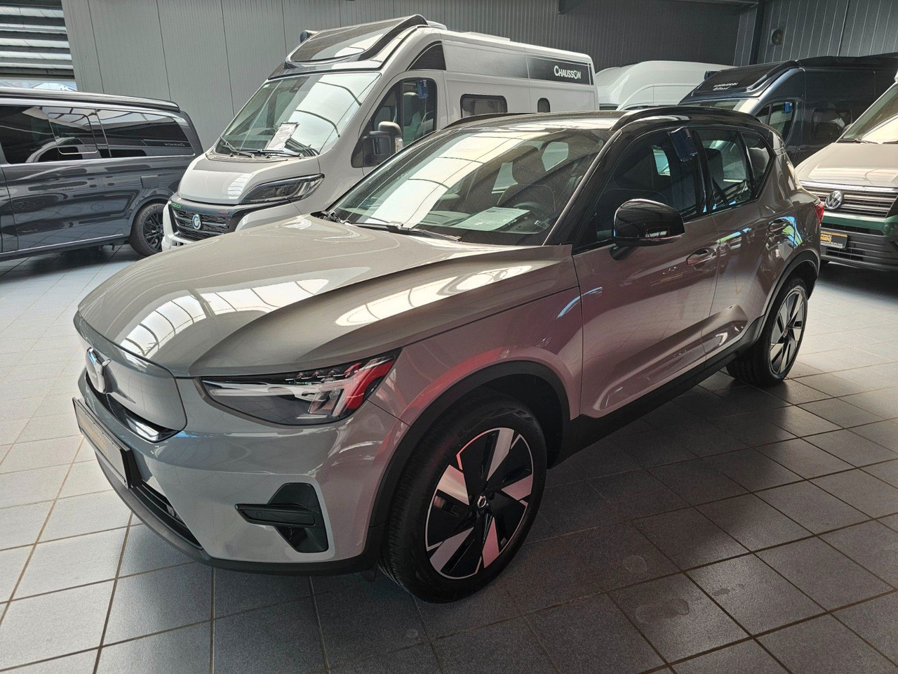Volvo XC 40 Plus Recharge Pure Electric 2WD - SUV: billede 1 Volvo XC 40 Plus Recharge Pure Electric 2WD - SUV: billede 1