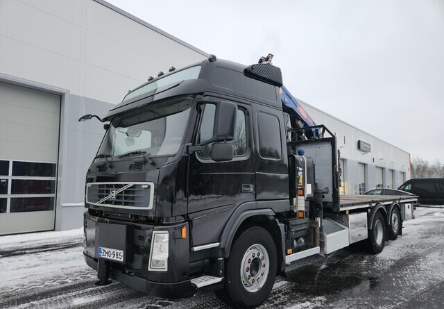 Volvo FM 420 6x2 - Lastbil med kran: billede 1 Volvo FM 420 6x2 - Lastbil med kran: billede 1
