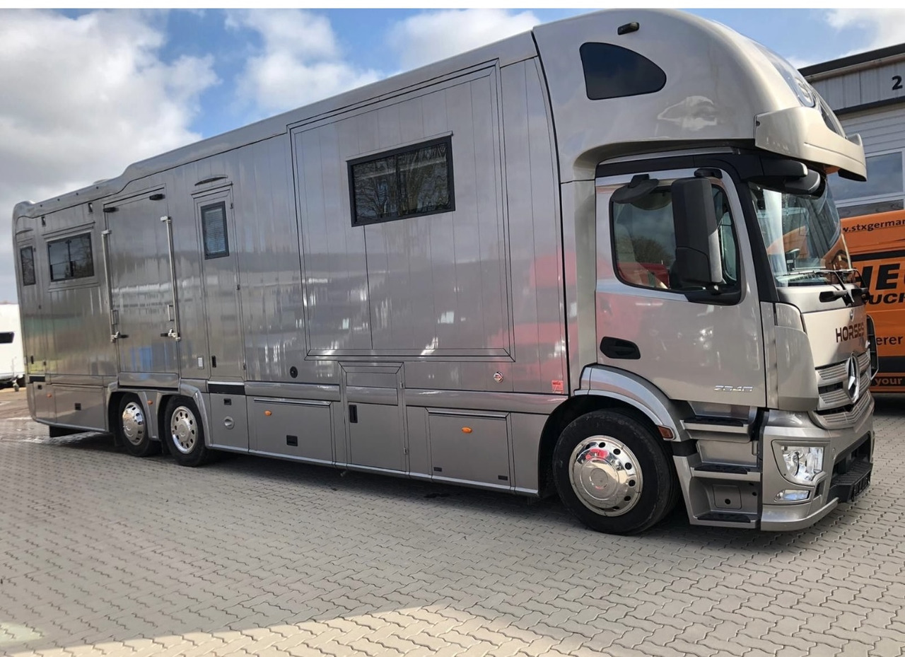 MERCEDES-BENZ - Hestetransporter: billede 1 MERCEDES-BENZ - Hestetransporter: billede 1