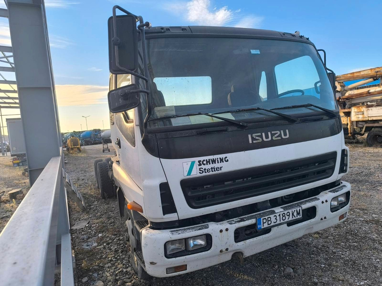 Isuzu 2.8 CXZ 81 - Lastbil chassis: billede 1 Isuzu 2.8 CXZ 81 - Lastbil chassis: billede 1