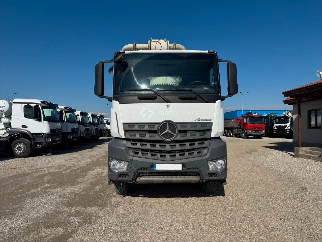 Mercedes-Benz AROCS 3743 PUTZMEISTER M47-5 - Betonpumpe: billede 2 Mercedes-Benz AROCS 3743 PUTZMEISTER M47-5 - Betonpumpe: billede 2