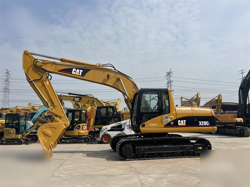 CATERPILLAR 320C - Bæltegravemaskine: billede 2 CATERPILLAR 320C - Bæltegravemaskine: billede 2