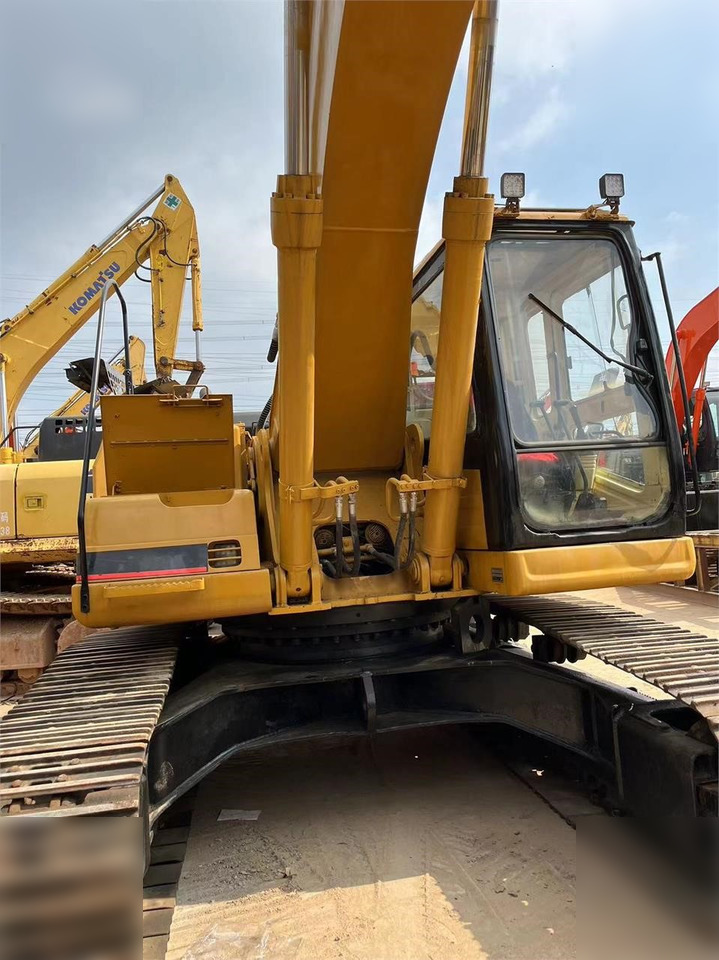 CATERPILLAR 325BL - Bæltegravemaskine: billede 2 CATERPILLAR 325BL - Bæltegravemaskine: billede 2