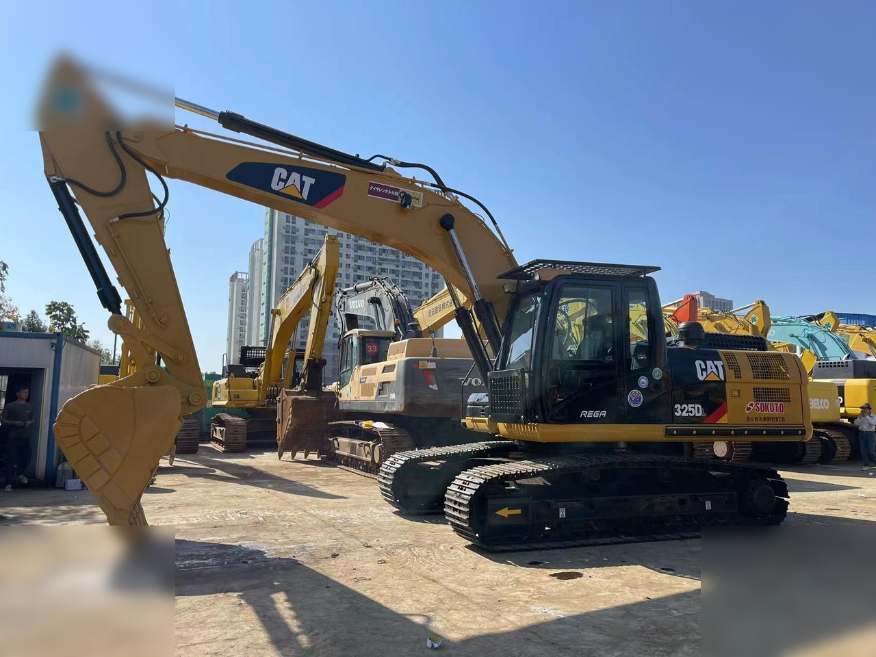 CATERPILLAR 325DL - Bæltegravemaskine: billede 4 CATERPILLAR 325DL - Bæltegravemaskine: billede 4