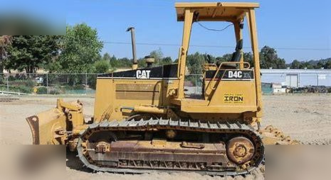 CATERPILLAR D4C - Bulldozer: billede 1 CATERPILLAR D4C - Bulldozer: billede 1