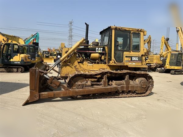 CATERPILLAR D6G - Bulldozer: billede 3 CATERPILLAR D6G - Bulldozer: billede 3