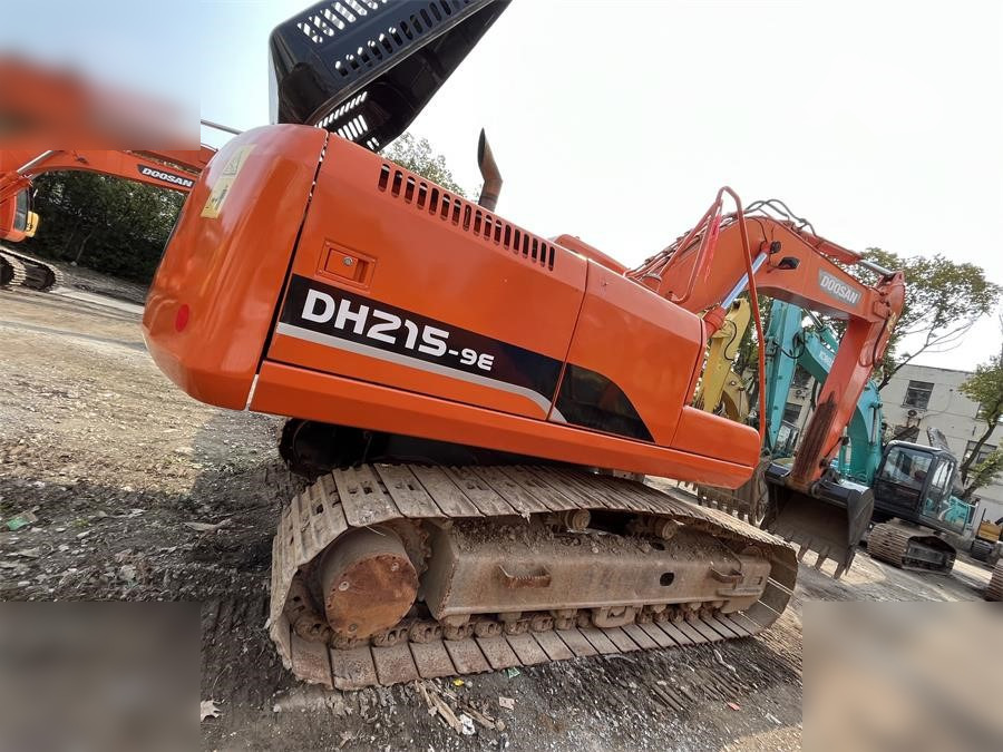 DOOSAN DH215-9E - Bæltegravemaskine: billede 1 DOOSAN DH215-9E - Bæltegravemaskine: billede 1