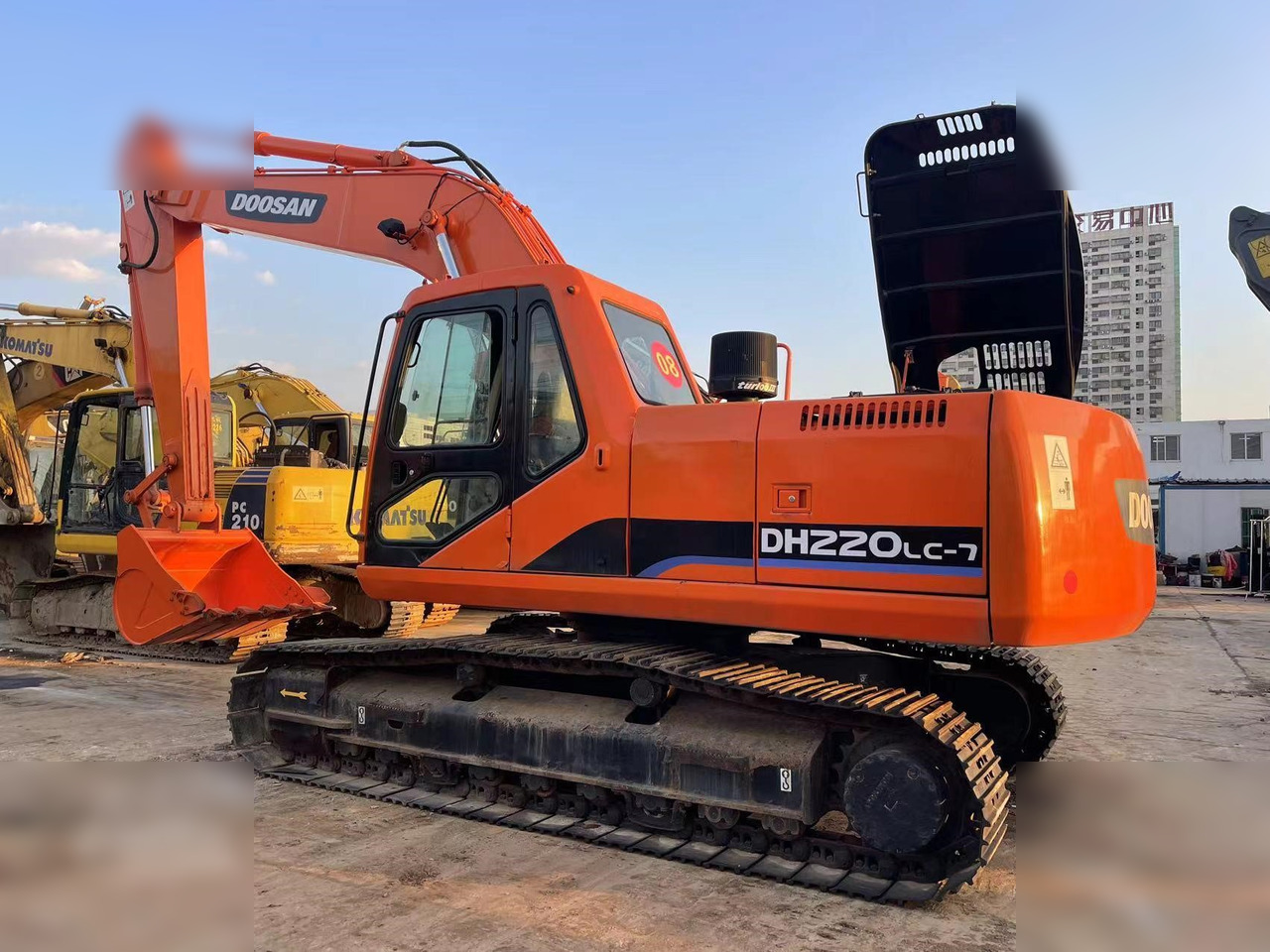 DOOSAN DH220 LC-7 - Bæltegravemaskine: billede 3 DOOSAN DH220 LC-7 - Bæltegravemaskine: billede 3