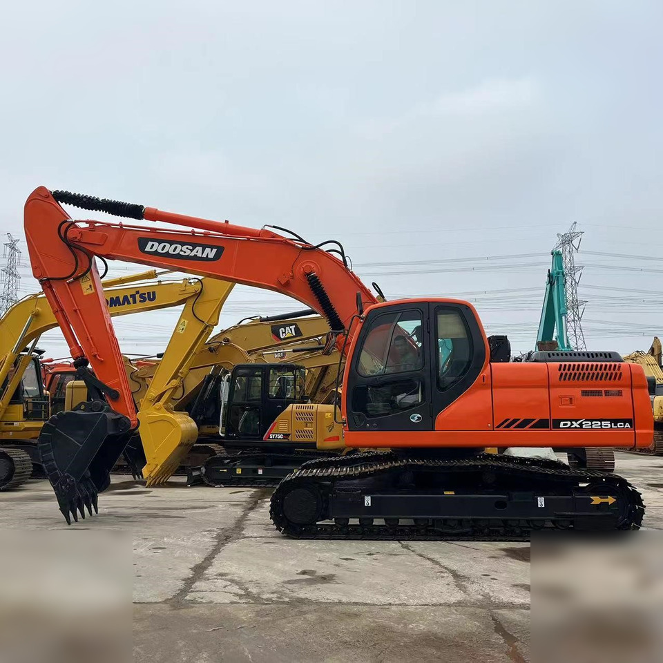 DOOSAN DX225 LCA - Bæltegravemaskine: billede 1 DOOSAN DX225 LCA - Bæltegravemaskine: billede 1