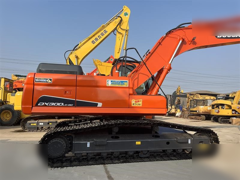 DOOSAN DX300 LC-9C - Bæltegravemaskine: billede 4 DOOSAN DX300 LC-9C - Bæltegravemaskine: billede 4