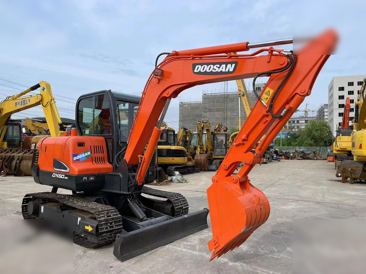 DOOSAN DX60-9C - Bæltegravemaskine: billede 2 DOOSAN DX60-9C - Bæltegravemaskine: billede 2
