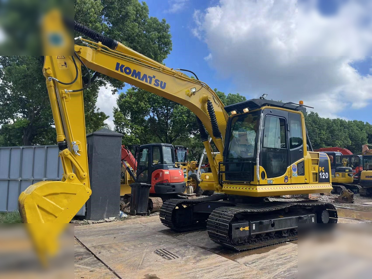 KOMATSU PC120-8 - Bæltegravemaskine: billede 3 KOMATSU PC120-8 - Bæltegravemaskine: billede 3