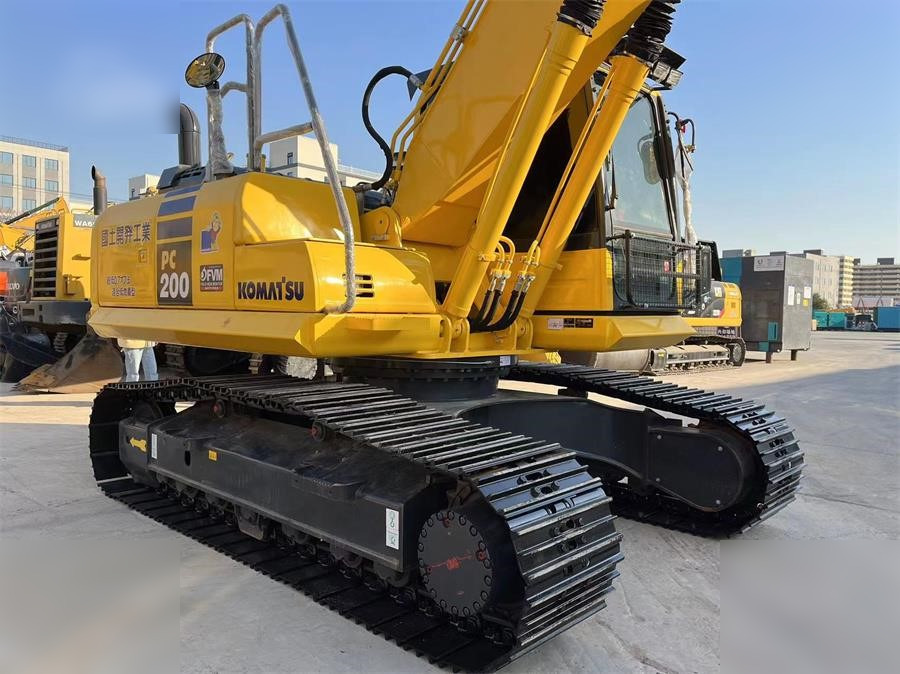 KOMATSU PC200-8 - Bæltegravemaskine: billede 4 KOMATSU PC200-8 - Bæltegravemaskine: billede 4
