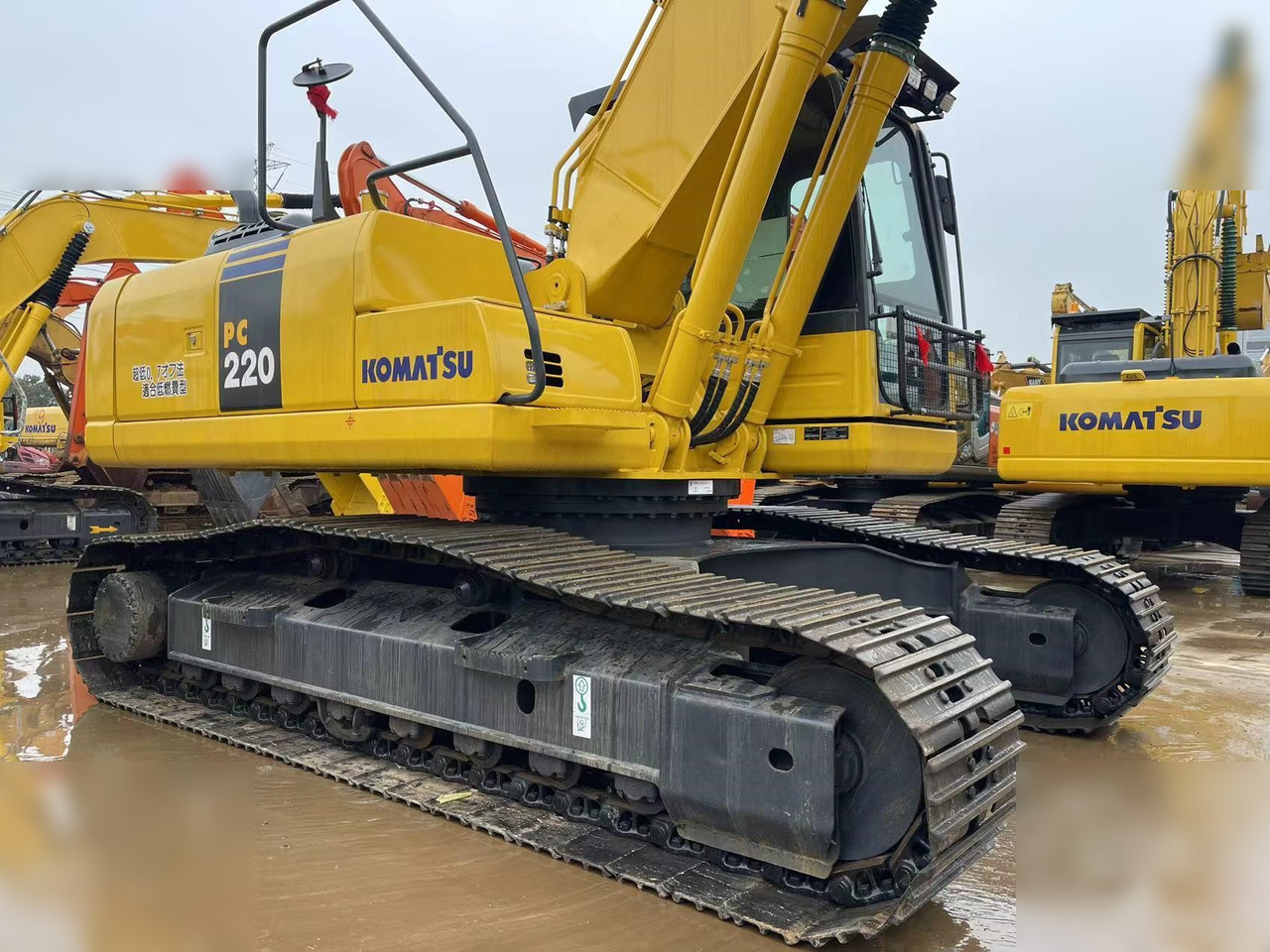 KOMATSU PC200-8 - Bæltegravemaskine: billede 4 KOMATSU PC200-8 - Bæltegravemaskine: billede 4