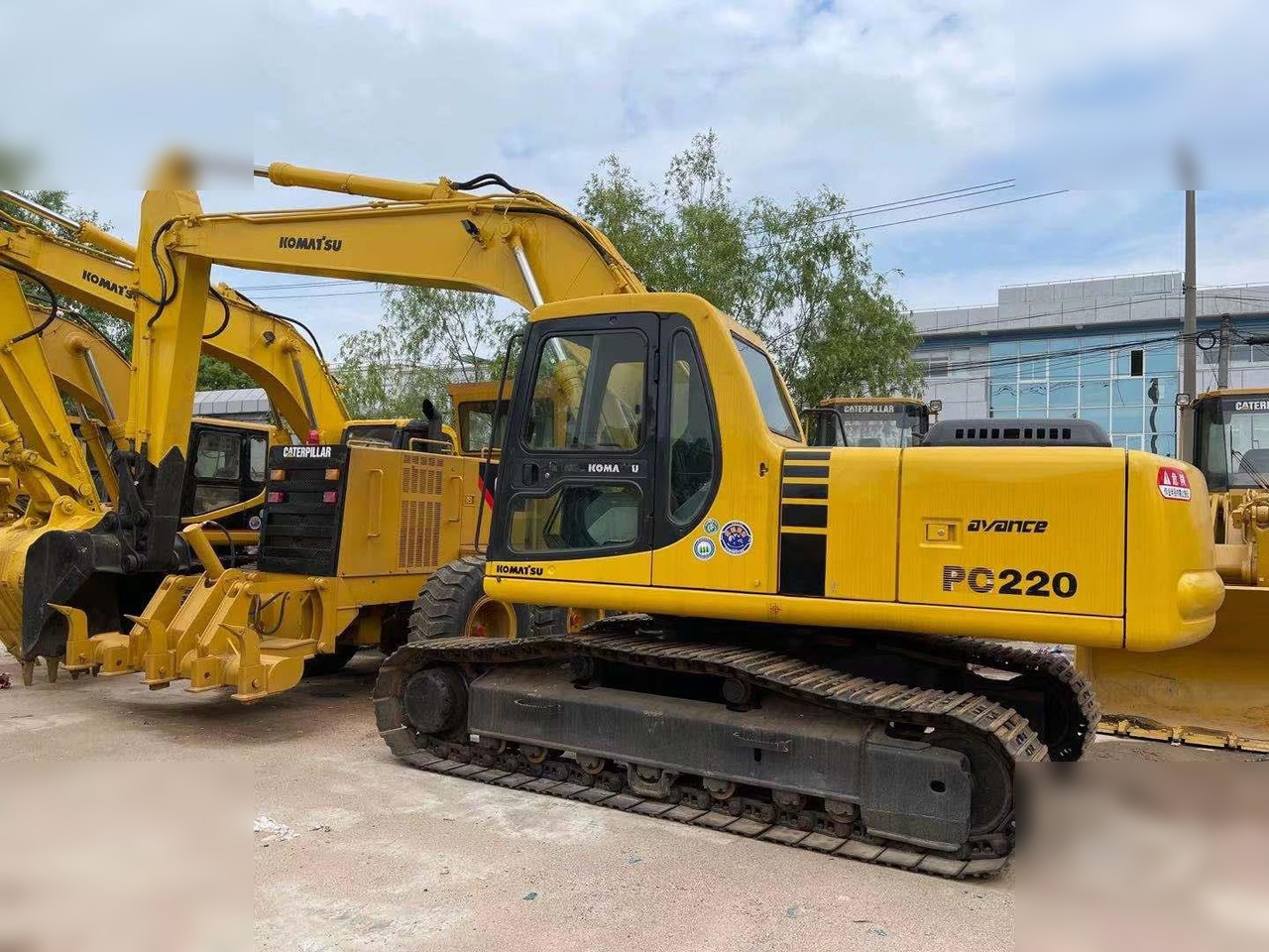 KOMATSU PC220-6 - Bæltegravemaskine: billede 1 KOMATSU PC220-6 - Bæltegravemaskine: billede 1