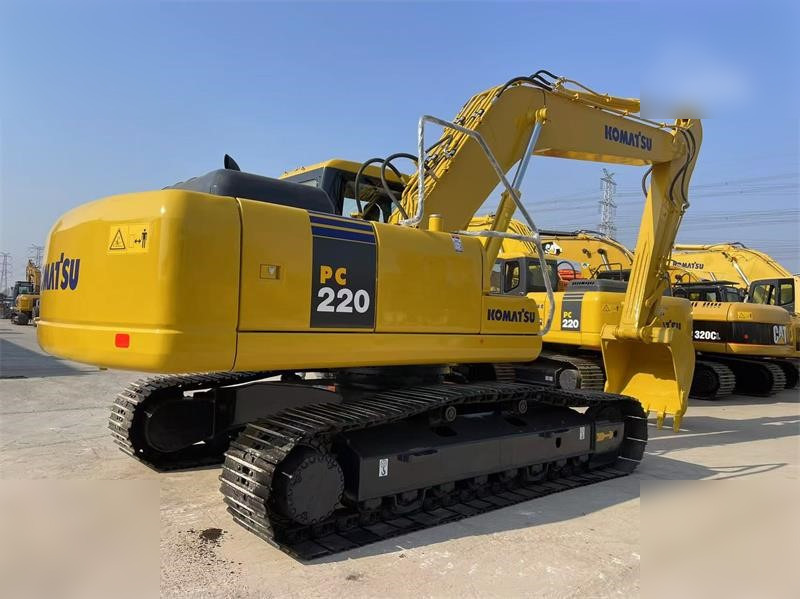 KOMATSU PC220-7 - Bæltegravemaskine: billede 2 KOMATSU PC220-7 - Bæltegravemaskine: billede 2