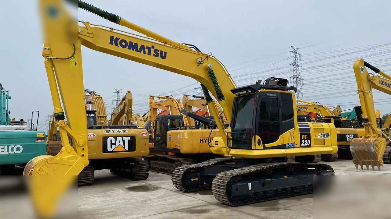 KOMATSU PC220-8 - Bæltegravemaskine: billede 2 KOMATSU PC220-8 - Bæltegravemaskine: billede 2