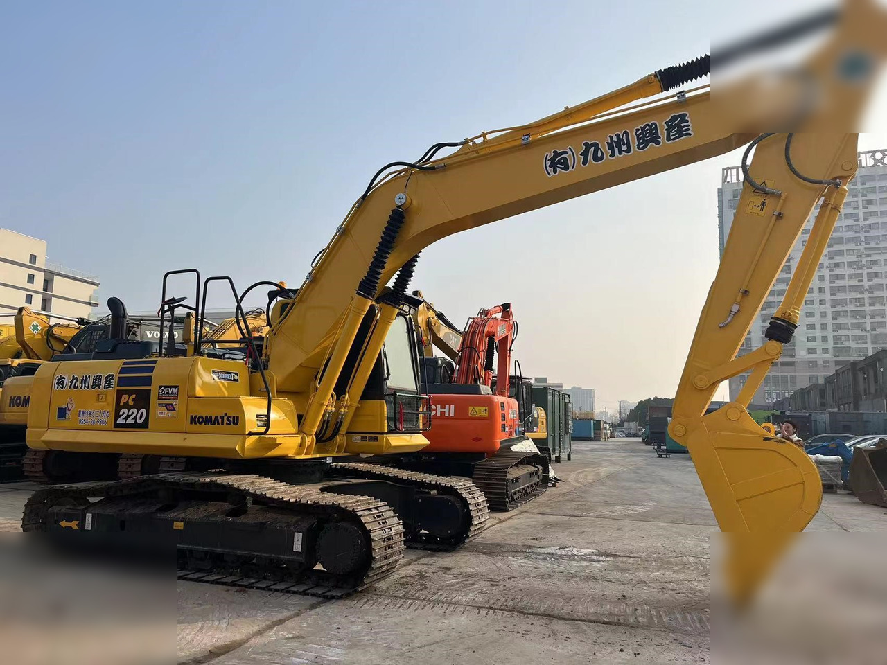KOMATSU PC220-8M0 - Bæltegravemaskine: billede 5 KOMATSU PC220-8M0 - Bæltegravemaskine: billede 5