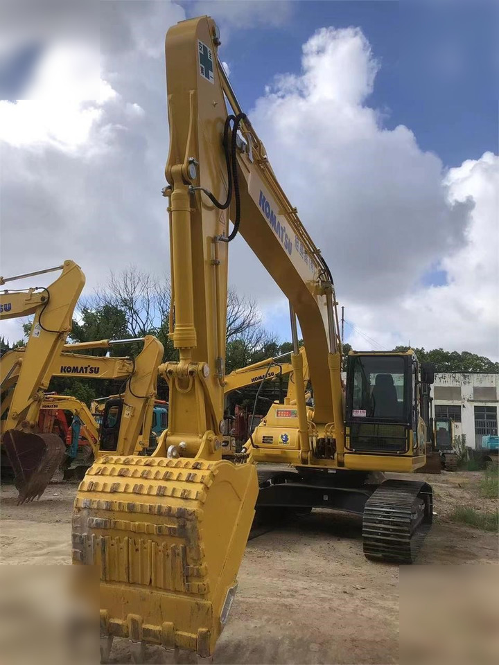 KOMATSU PC220-8N1 - Bæltegravemaskine: billede 4 KOMATSU PC220-8N1 - Bæltegravemaskine: billede 4