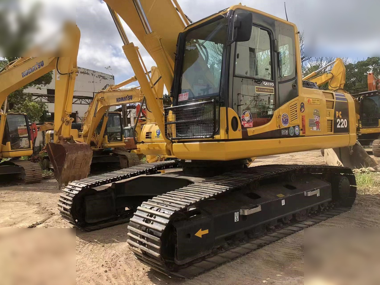 KOMATSU PC220-8N1 - Bæltegravemaskine: billede 5 KOMATSU PC220-8N1 - Bæltegravemaskine: billede 5