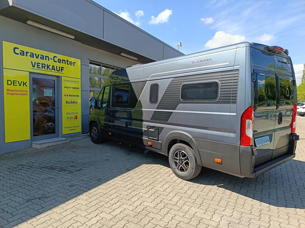 Adria Twin Edition 640 SGX Maxi 132kW*138L KÜHLSCHRANK - Camper van: billede 5 Adria Twin Edition 640 SGX Maxi 132kW*138L KÜHLSCHRANK - Camper van: billede 5