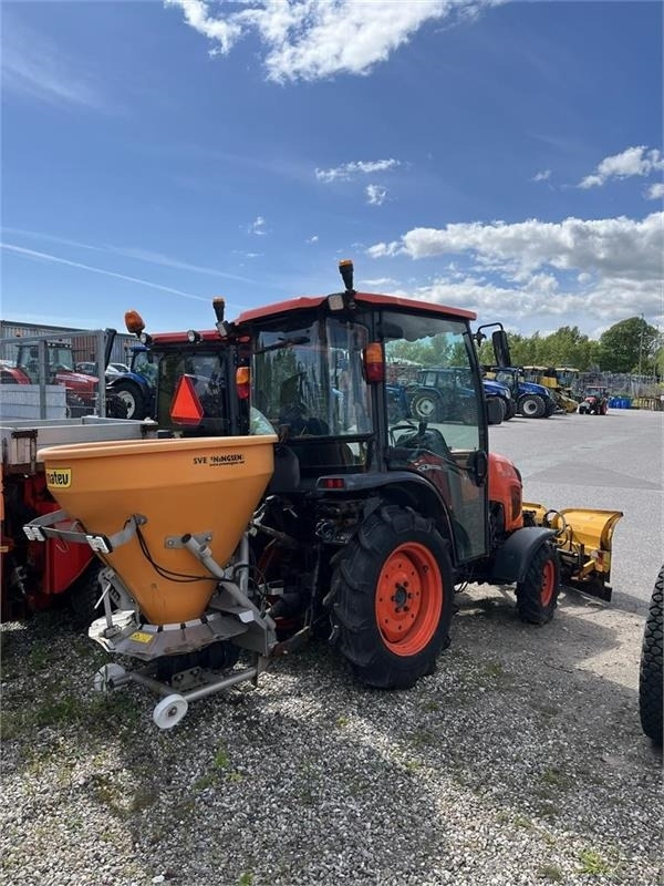 Kubota STW37 - Kommunal traktor: billede 2 Kubota STW37 - Kommunal traktor: billede 2