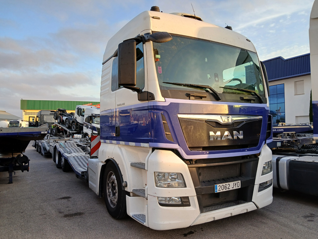 MAN TGX 18.480 - Biltransportør lastbil: billede 1 MAN TGX 18.480 - Biltransportør lastbil: billede 1