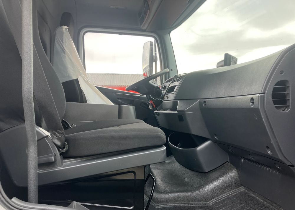 Mercedes-Benz ATEGO 1218 KURIERKA KONTENER 15 PALET - Lastbil varevogn: billede 5 Mercedes-Benz ATEGO 1218 KURIERKA KONTENER 15 PALET - Lastbil varevogn: billede 5
