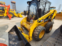 Used Front Loader Tractor CAT 246D Skid Steer Loader / Used Cat 226B 246C 246d Mini Skid Steer Loader in Stock - Skridstyret minilæsser: billede 4 Used Front Loader Tractor CAT 246D Skid Steer Loader / Used Cat 226B 246C 246d Mini Skid Steer Loader in Stock - Skridstyret minilæsser: billede 4
