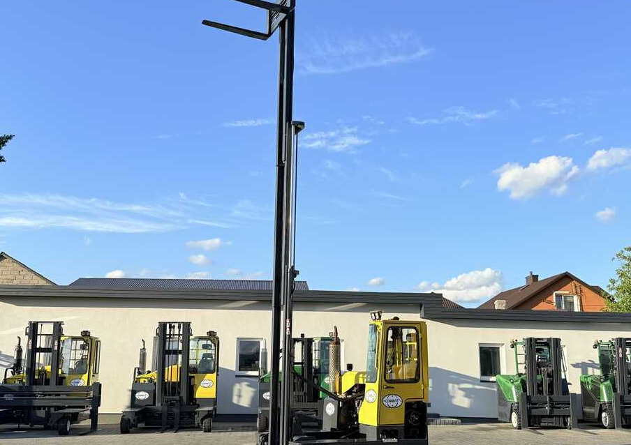 Firevejs reach truck Combilift C3000 / GAS / TRIPLEX - 7600MM / FREE-LIFT / POSITIONER / A comprehensive range of four-way and side-loading forklifts.: billede 36