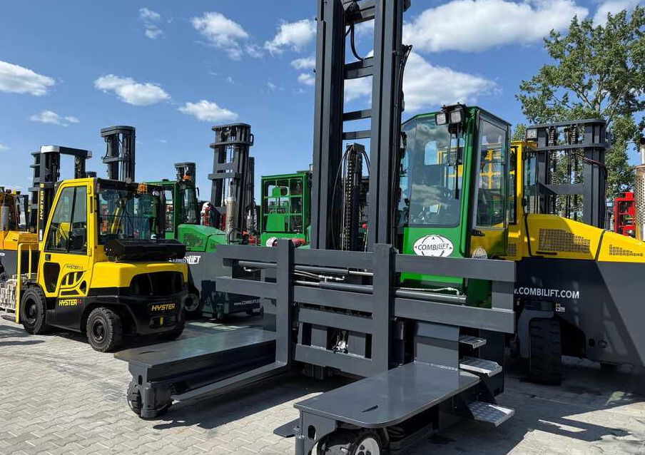 Combilift C5000E / ELECTRIC / TRIPLEX 8300MM / FULL FREE LIFT / WIDE POSITIONER / FORK SIDESHIFT / BATTERY LIKE NEW - Firevejs reach truck: billede 2 Combilift C5000E / ELECTRIC / TRIPLEX 8300MM / FULL FREE LIFT / WIDE POSITIONER / FORK SIDESHIFT / BATTERY LIKE NEW - Firevejs reach truck: billede 2