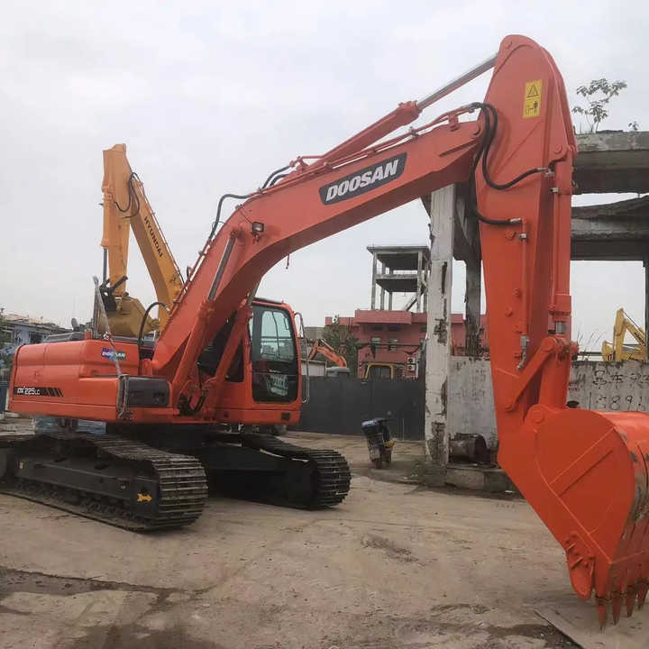Used Excavator Doosan DX225LC Excavators Mini Equipment Earth Moving Machinery Doosan Digger Excavator for Sale - Bæltegravemaskine: billede 3 Used Excavator Doosan DX225LC Excavators Mini Equipment Earth Moving Machinery Doosan Digger Excavator for Sale - Bæltegravemaskine: billede 3