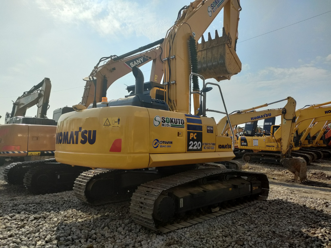KOMATSU PC220-8 - Bæltegravemaskine: billede 4 KOMATSU PC220-8 - Bæltegravemaskine: billede 4