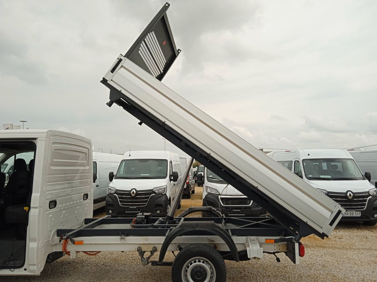 Volkswagen Crafter L4 DOKA Kipper 140Ps SOFORT - Ladbil med tip, Mandskabsbil: billede 5 Volkswagen Crafter L4 DOKA Kipper 140Ps SOFORT - Ladbil med tip, Mandskabsbil: billede 5