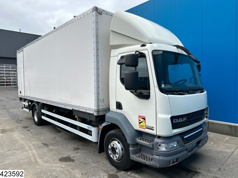 DAF LF55 250 EURO 5, Manual, Dhollandia - Lastbil varevogn: billede 2 DAF LF55 250 EURO 5, Manual, Dhollandia - Lastbil varevogn: billede 2