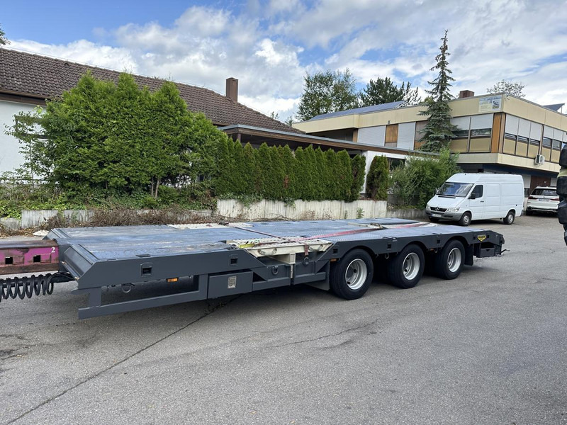 Broshuis Tele Semi Tieflader Luft 4.5 m auszieh u. 3 m verb Tele Semi Tieflader Luft 4.5 m auszieh u. 3 m verbreiterb. - Nedbygget platform sættevogn: billede 3 Broshuis Tele Semi Tieflader Luft 4.5 m auszieh u. 3 m verb Tele Semi Tieflader Luft 4.5 m auszieh u. 3 m verbreiterb. - Nedbygget platform sættevogn: billede 3