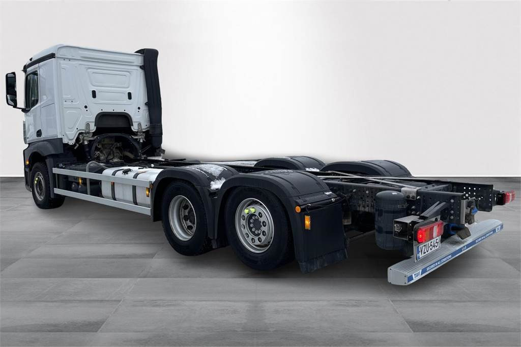 Mercedes-Benz Actros 2551L 6x2 alusta - Lastbil chassis: billede 3 Mercedes-Benz Actros 2551L 6x2 alusta - Lastbil chassis: billede 3