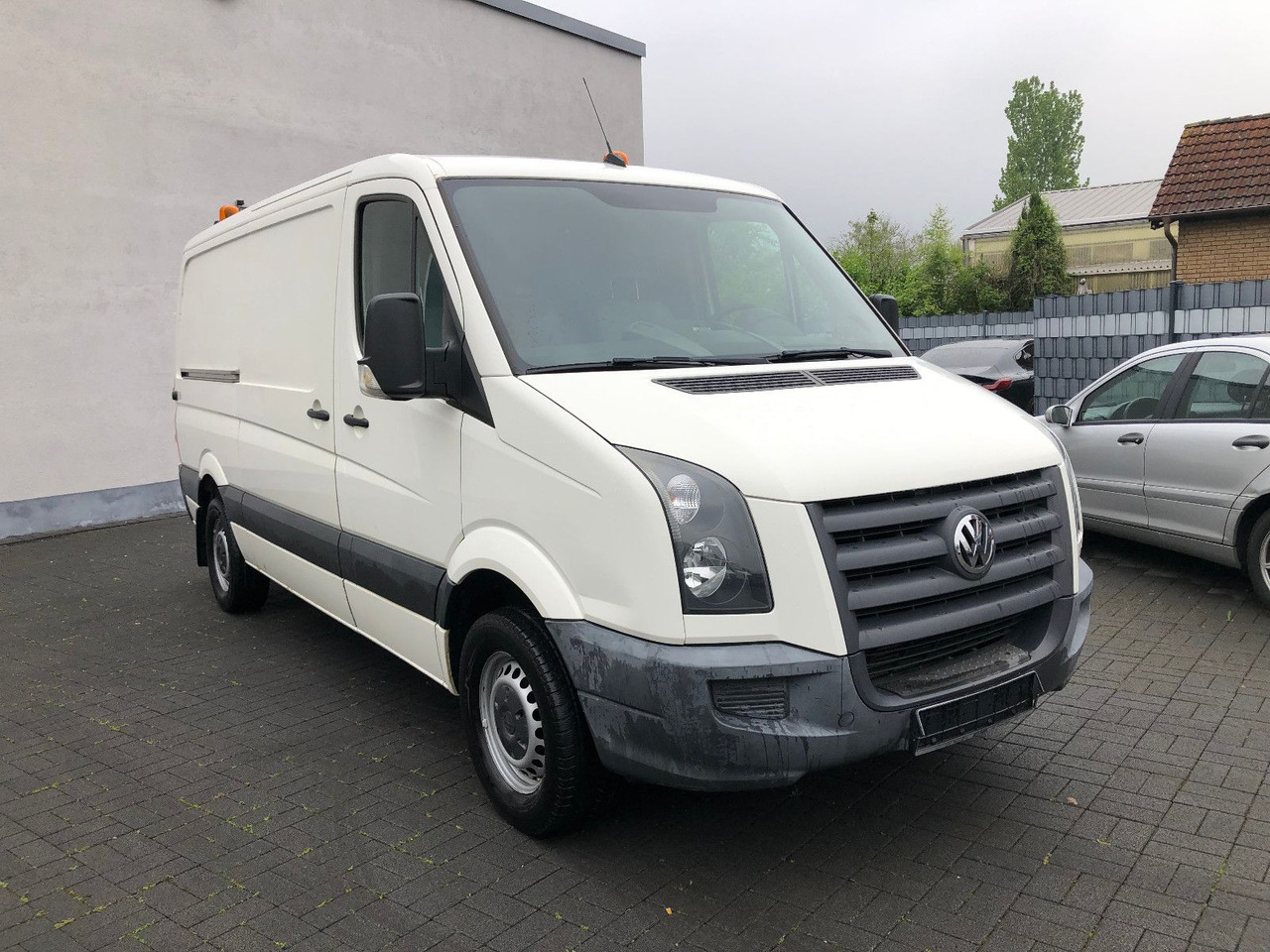 Volkswagen Crafter 2.5 TDI mittel L2H1 - Små varebil: billede 1 Volkswagen Crafter 2.5 TDI mittel L2H1 - Små varebil: billede 1