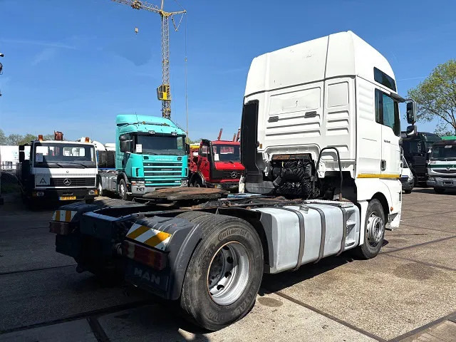 MAN TGA 18.410 FLS XXL (6-CILINDER HEADS / ZF16 MANUAL GEARBOX / ZF-INTARDER / HYDRAULIC KIT / P.T.O. / AIRCONDITIONING) - Trækker: billede 3 MAN TGA 18.410 FLS XXL (6-CILINDER HEADS / ZF16 MANUAL GEARBOX / ZF-INTARDER / HYDRAULIC KIT / P.T.O. / AIRCONDITIONING) - Trækker: billede 3