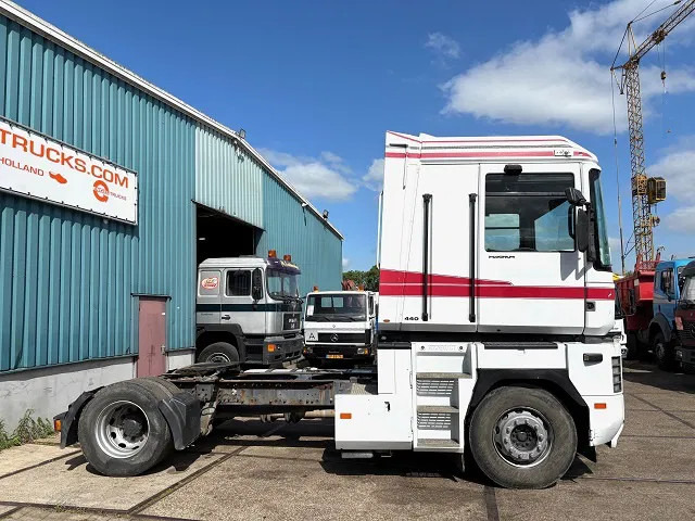 Renault Magnum 440 E-TECH (ZF16 MANUAL GEARBOX / MACK-ENGINE / AIRCONDITIONING / ELECTRICAL MAINSWITCH) - Trækker: billede 4 Renault Magnum 440 E-TECH (ZF16 MANUAL GEARBOX / MACK-ENGINE / AIRCONDITIONING / ELECTRICAL MAINSWITCH) - Trækker: billede 4