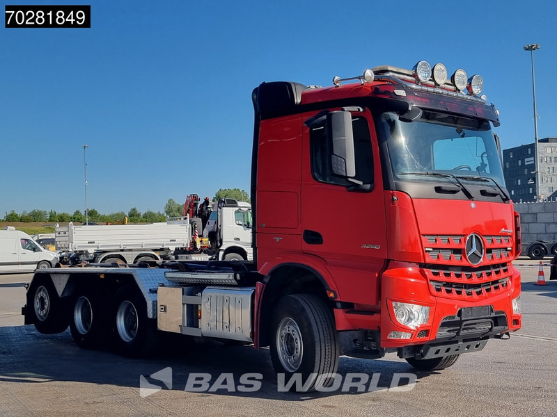 Mercedes-Benz Arocs 3258 8X4 24t Hiab XR24SL5924 Retarder Big-Axle Lift-Lenkachse Euro 6 - Lastbil kroghejs: billede 3 Mercedes-Benz Arocs 3258 8X4 24t Hiab XR24SL5924 Retarder Big-Axle Lift-Lenkachse Euro 6 - Lastbil kroghejs: billede 3