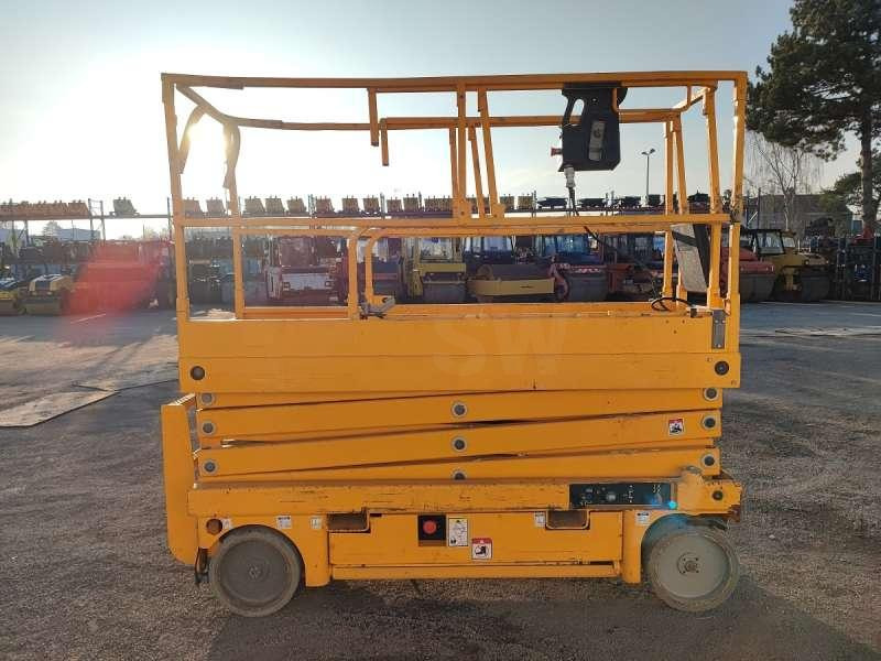 Haulotte CISEAUX COMPACT 10N - Søjlelift: billede 5 Haulotte CISEAUX COMPACT 10N - Søjlelift: billede 5