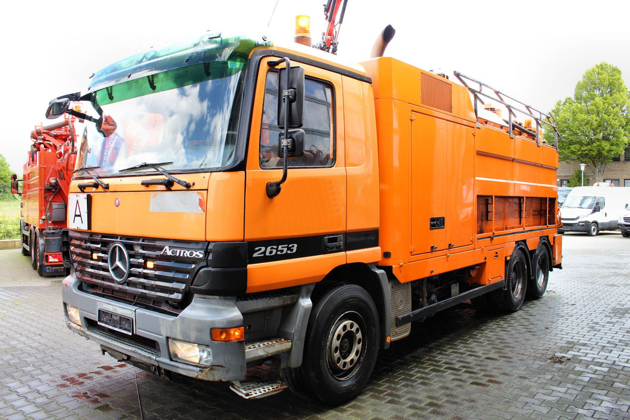 Mercedes-Benz Actros 2653 6x4 V8 Müller 16m³ Saug u.Spül-Kombi - Slamsugemaskine: billede 2 Mercedes-Benz Actros 2653 6x4 V8 Müller 16m³ Saug u.Spül-Kombi - Slamsugemaskine: billede 2