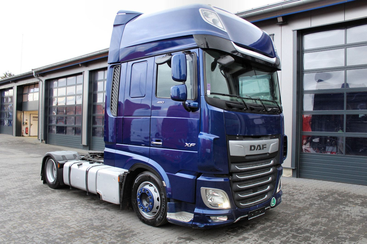 DAF XF 480 FT 4x2 SZM Lowliner !!! TOP !!! - Trækker: billede 2 DAF XF 480 FT 4x2 SZM Lowliner !!! TOP !!! - Trækker: billede 2
