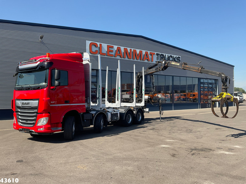 DAF FAD XF 530 8x4 Holzkran - Lastbil med kran: billede 1 DAF FAD XF 530 8x4 Holzkran - Lastbil med kran: billede 1
