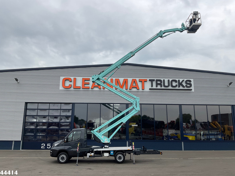 Iveco Daily 35S12 20 Meter hoogwerker + JIB Just 6.039 km! - Lastbil: billede 1 Iveco Daily 35S12 20 Meter hoogwerker + JIB Just 6.039 km! - Lastbil: billede 1