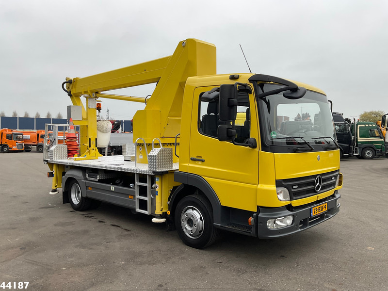 Mercedes-Benz Atego 815 Wumag Elevant 17 meter hoogwerker Just 39.048 km! - Lastbil: billede 4 Mercedes-Benz Atego 815 Wumag Elevant 17 meter hoogwerker Just 39.048 km! - Lastbil: billede 4